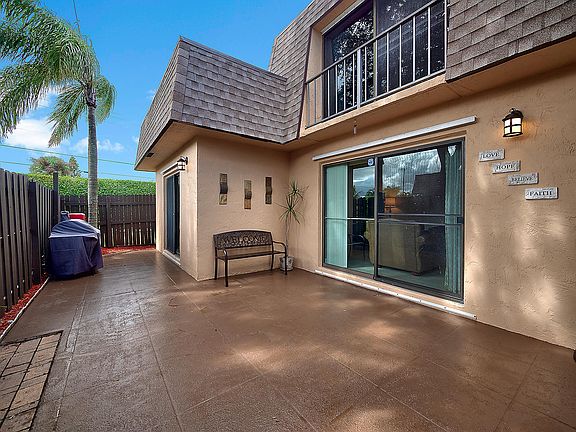 5th image of 301 Waterview Dr