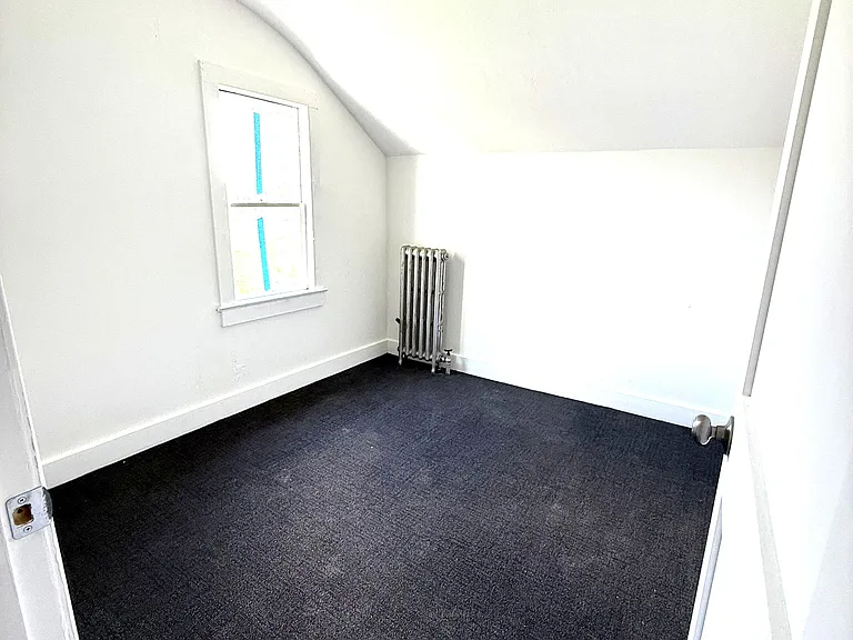 328 Green St #2 — Photo 13