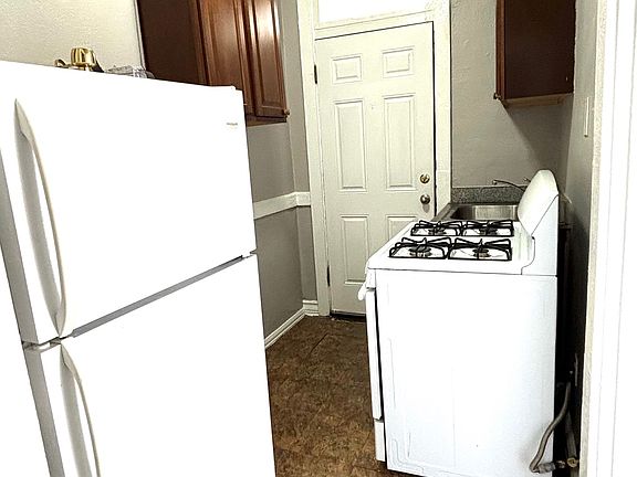 3rd image of 7168 Lyndover Pl APT F