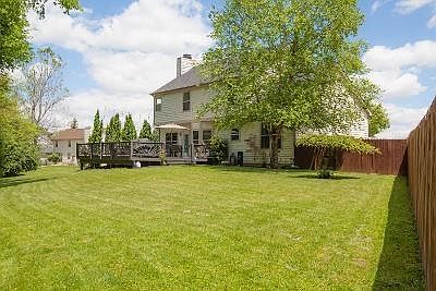 5th image of 7712 Stratfield Dr