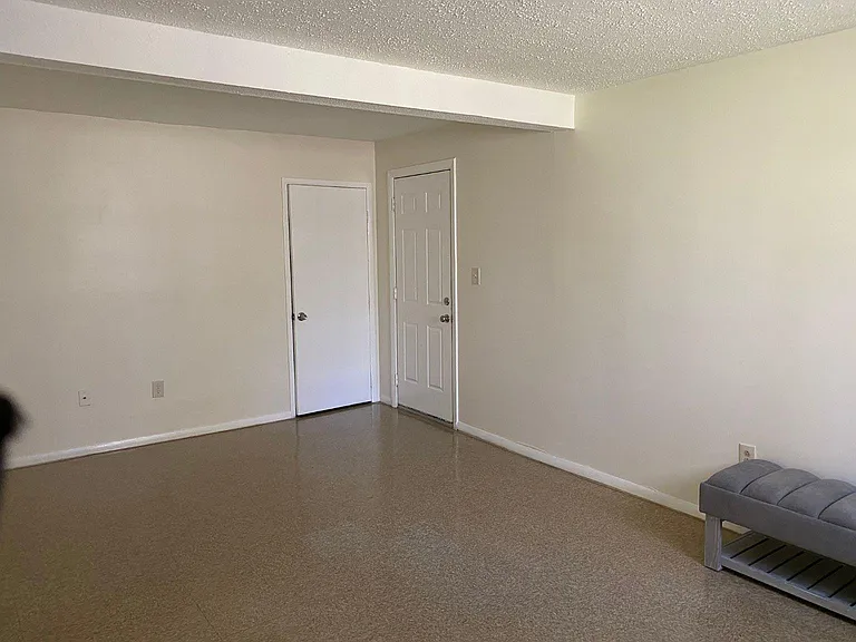 362 Main St #4 — Photo 8