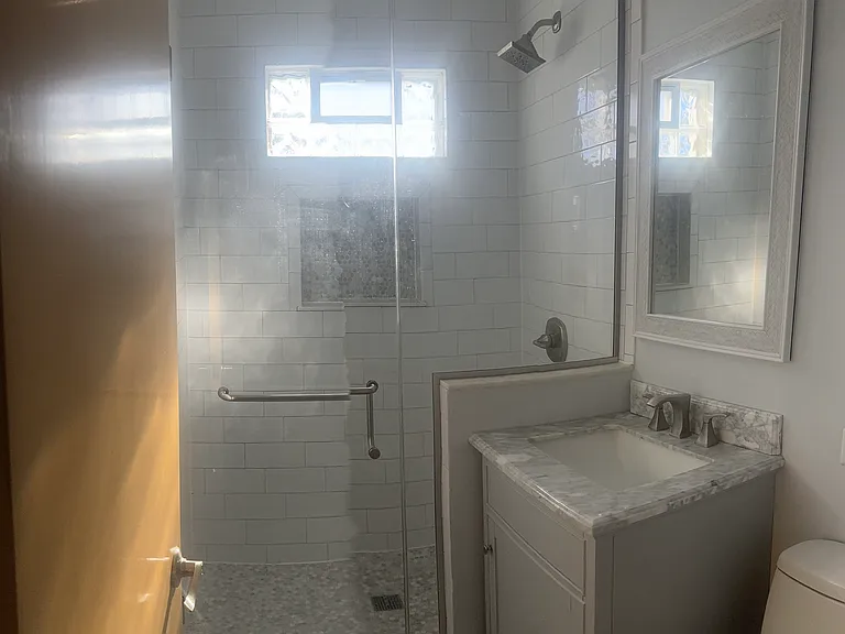 5911 Crain St — Photo 7