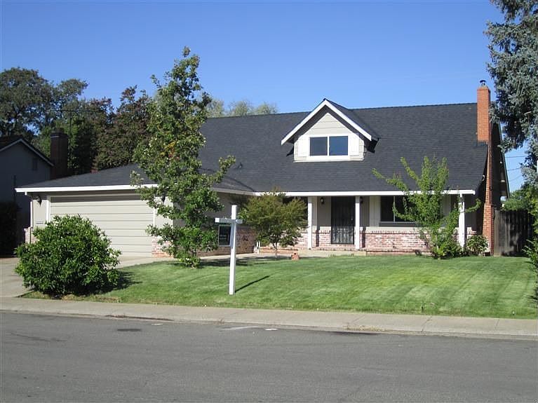 1st image of 9724 Beachwood Dr