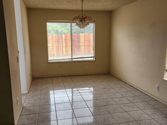 4th image of 2407 S Marcella Ave