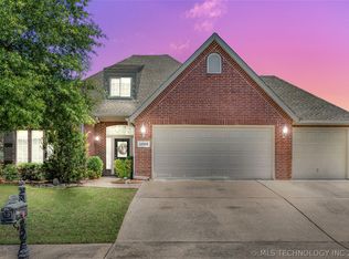 12005 S Sycamore St, Jenks, OK 74037