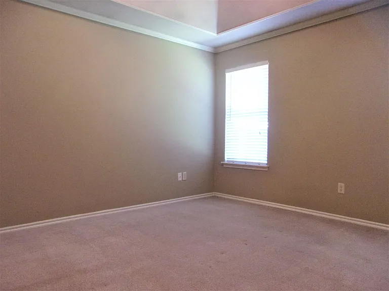 13821 Pawnee Dr — Photo 34
