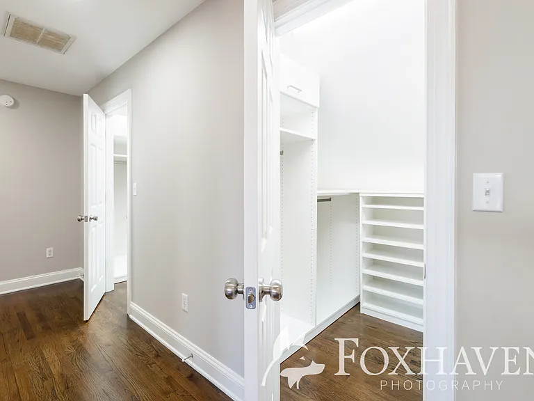 1137 E Keswick Rd #2 — Photo 20