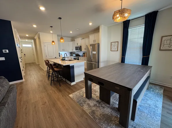 19 Sweetgrass St, Central, SC