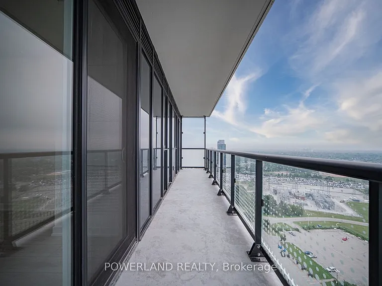 5858 Yonge St #2423 — Photo 40