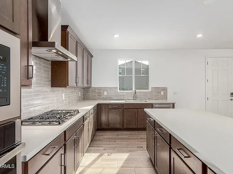 2488 W Rowel Rd — Photo 5