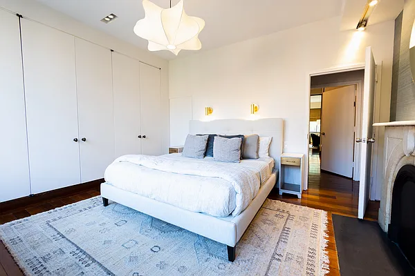 Rented by Finest Furnished LLC | media 6