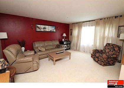 5th image of 969 Meadow Ln