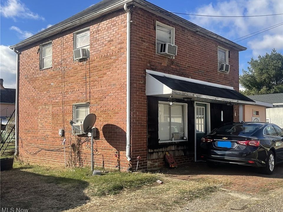 2nd image of 620 8th St
