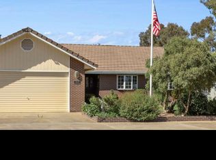 17755 E Collier Rd, Acampo, CA 95220
