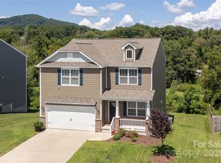 182 Marathon Ln, Candler, NC 28715