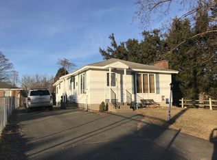 698 Mill St, Feeding Hills, MA 01030