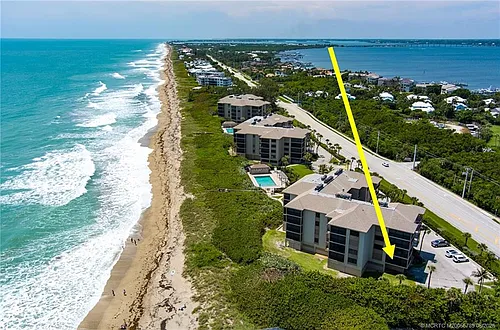 2641 NE Ocean Blvd Photo 1