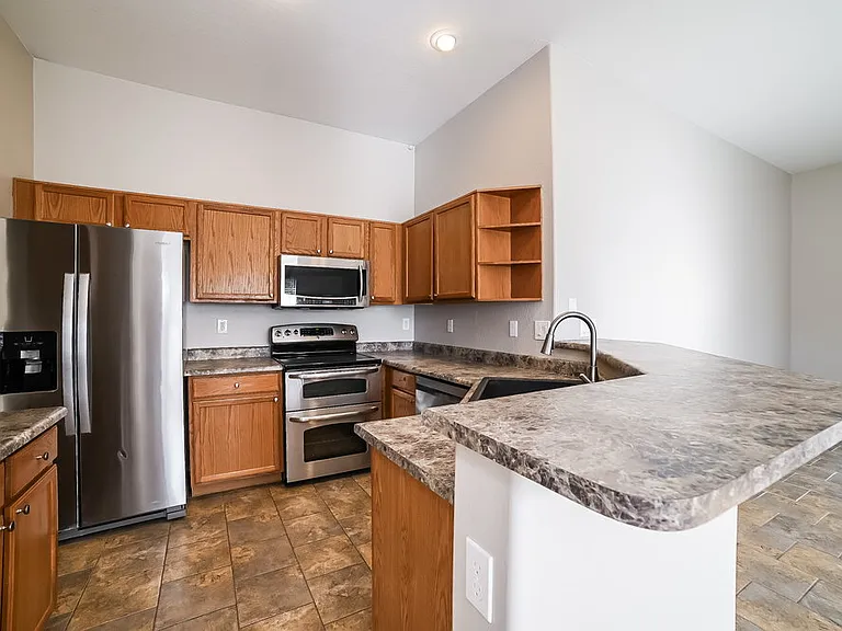 3510 W Thurman Dr — Photo 6