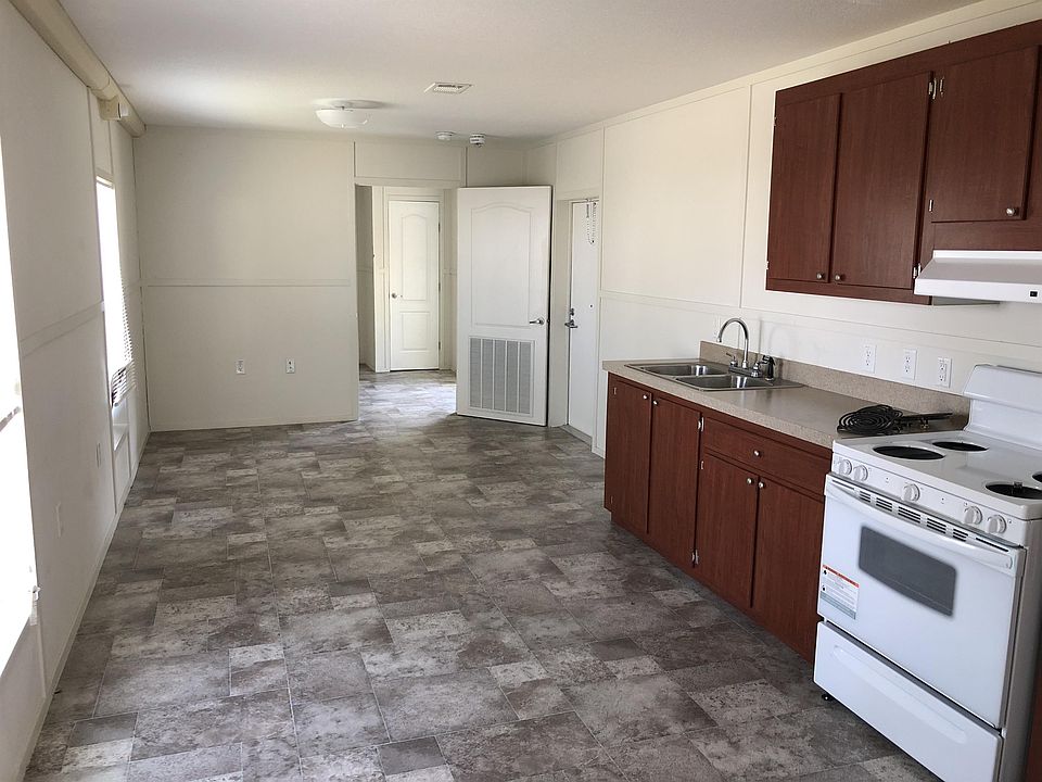1st image of 2992 Southwind Dr #13