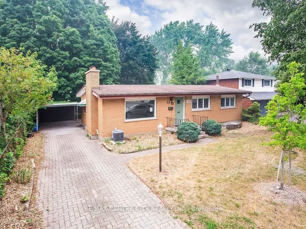 1326 Fuller St, London, ON N5Y 4R2