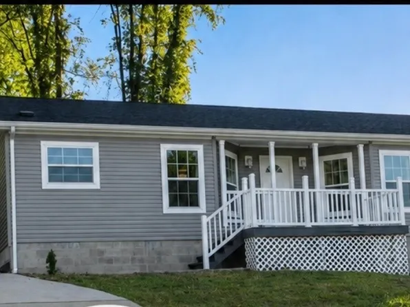 26 Mound Mnr, Saint Marys, WV 26170