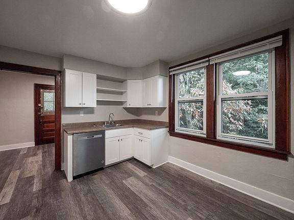 2nd image of 1615 Aurelius St Floor 2