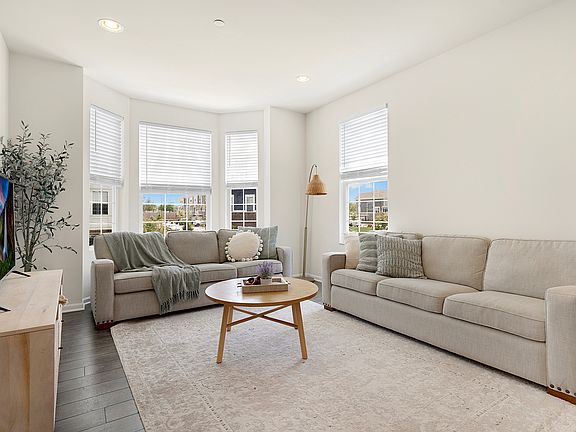 4th image of 13916 S Addison Trl