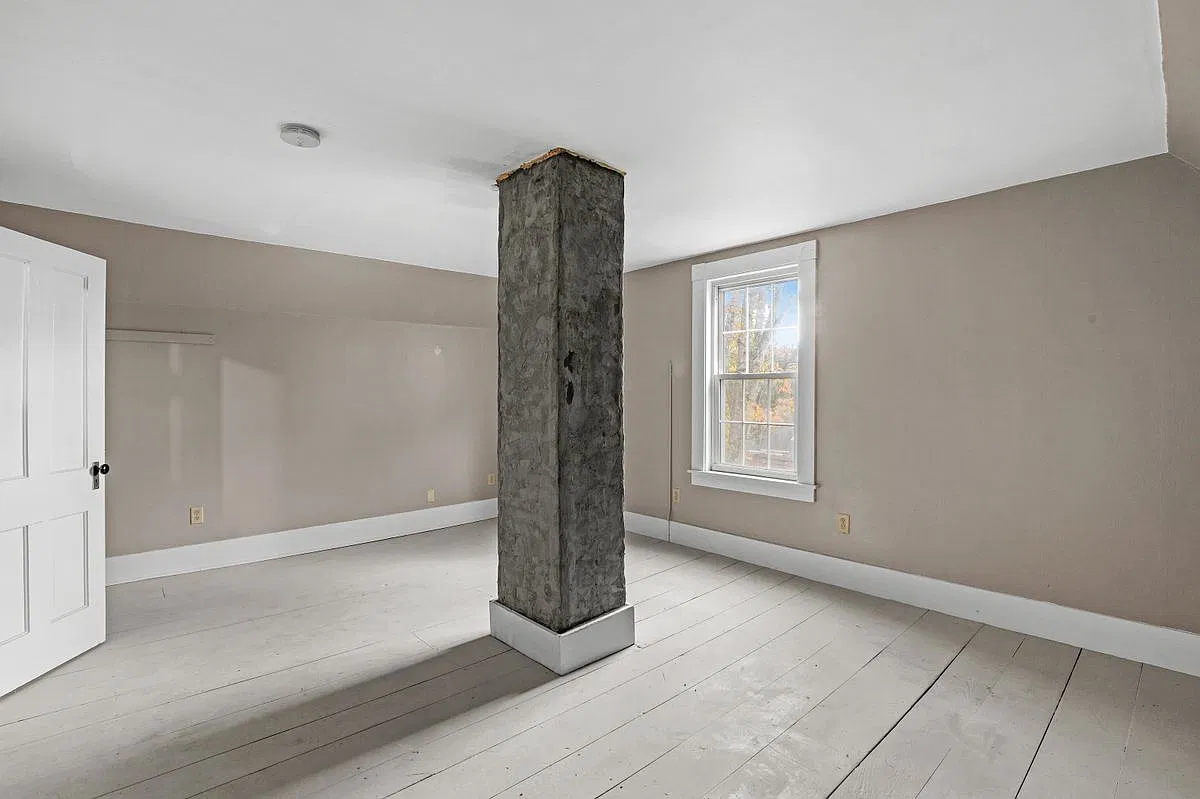 2 bed, 1.0 bath, 1440 sqft, $1,950 — Photo 4