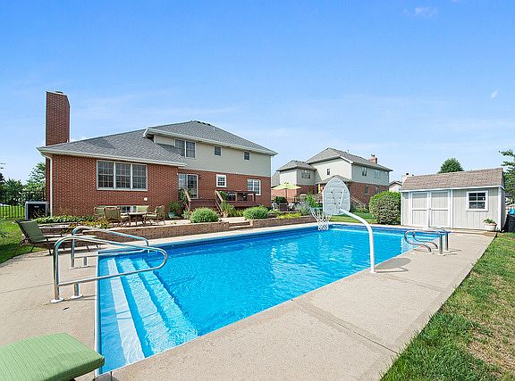 5th image of 16485 Harvest Ln