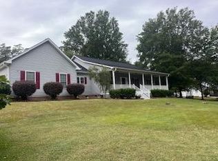 113 Sherwood Ln, Greenwood, SC 29649