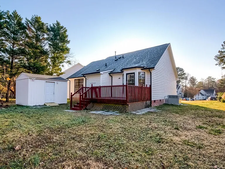7417 Wisconsin Ct — Photo 18