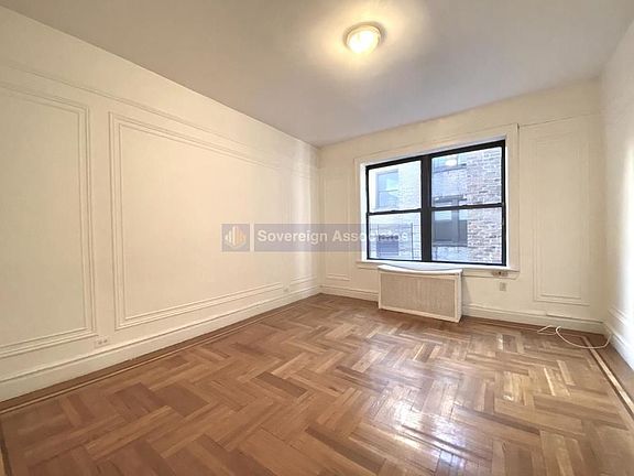 3rd image of 536 Fort Washington Ave APT 3G
