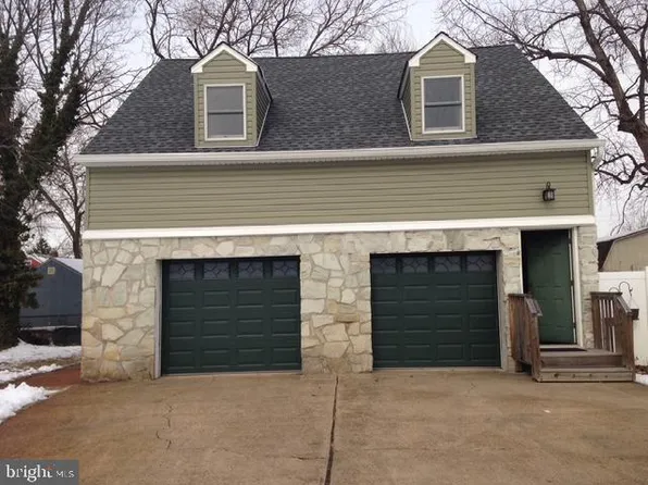 615 Adams St APT 1, Riverside, NJ 08075