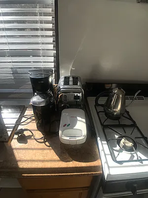 Rented by Charles Coutinho LLC | media 34