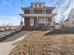 220 S John St, Mayville, WI 53050