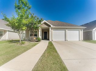 110 Spring Creek Ln, Terrell, TX 75160