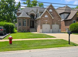 6451 W 81st St, Burbank, IL