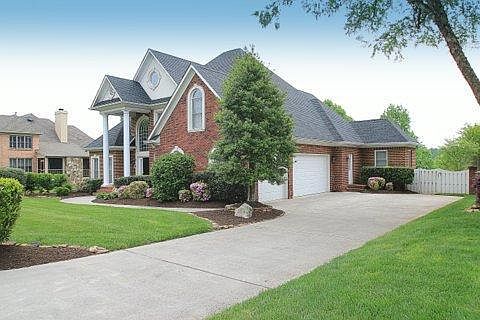 3rd image of 1624 Emerson Park Dr
