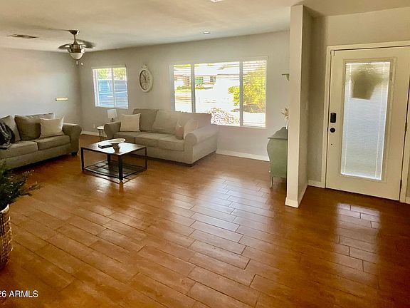 4th image of 1601 W LAMAR Road