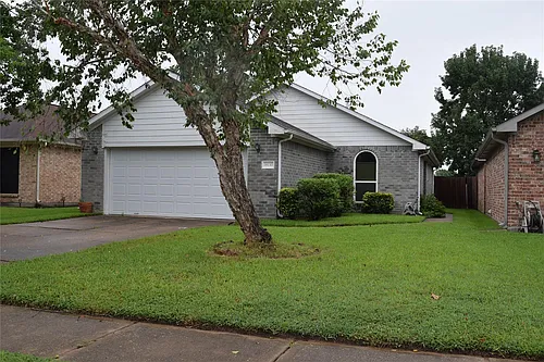 18130 Beaverdell Dr Photo 1 18130 Beaverdell Dr Photo 1