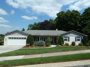 835 Hickory Hill Ln, York, PA 17402