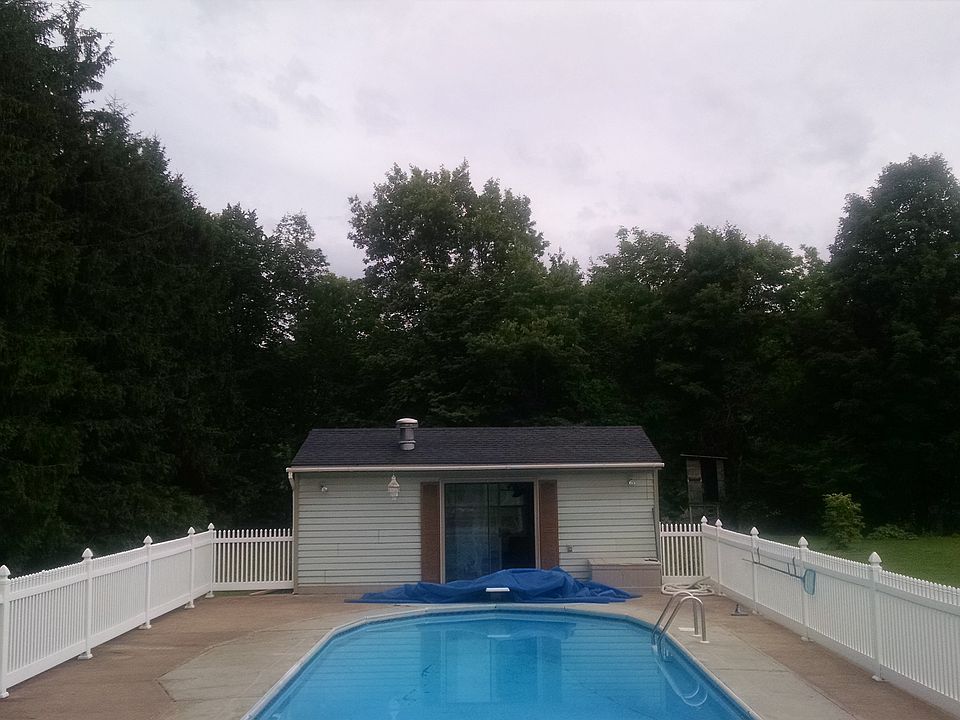 2nd image of 1347 Mount Hope Ave