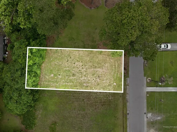 100 Queen St Lot 36 & 37, Tabor City, NC 28463