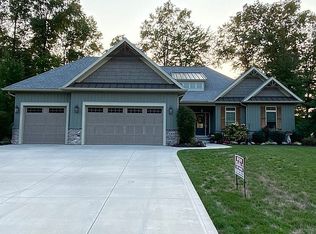 4306 Folkstone Cir, Uniontown, OH 44685