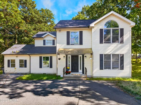 4555 Pine Ridge Dr W, Bushkill, PA 18324