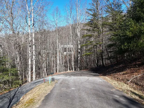 37 Mountain Valley Ln, Blairsville, GA 30512