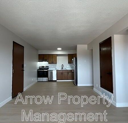 3rd image of 539 N 24th St Unit 21
