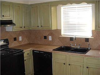 2nd image of 841 Harbor Bend Dr