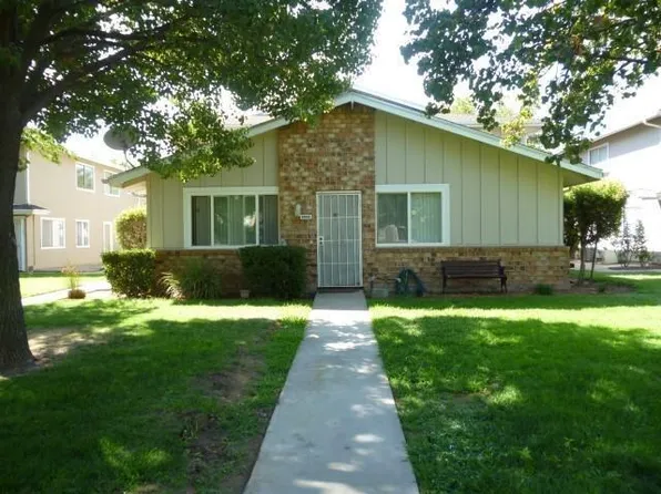 4969 N Holt Ave APT 102, Fresno, CA 93705