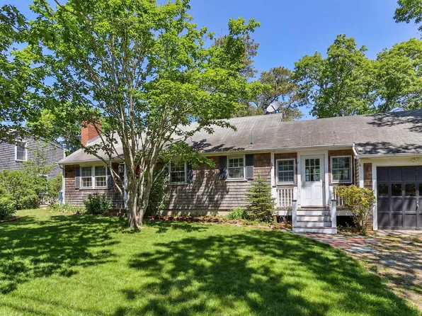 22 Harold Street, Harwich Port, MA 02646